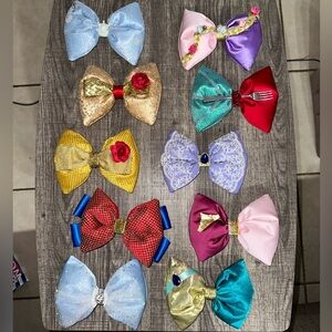 RARE / UNIQUE 10 Disney Princess home made Hair Bows
Puffy Bows